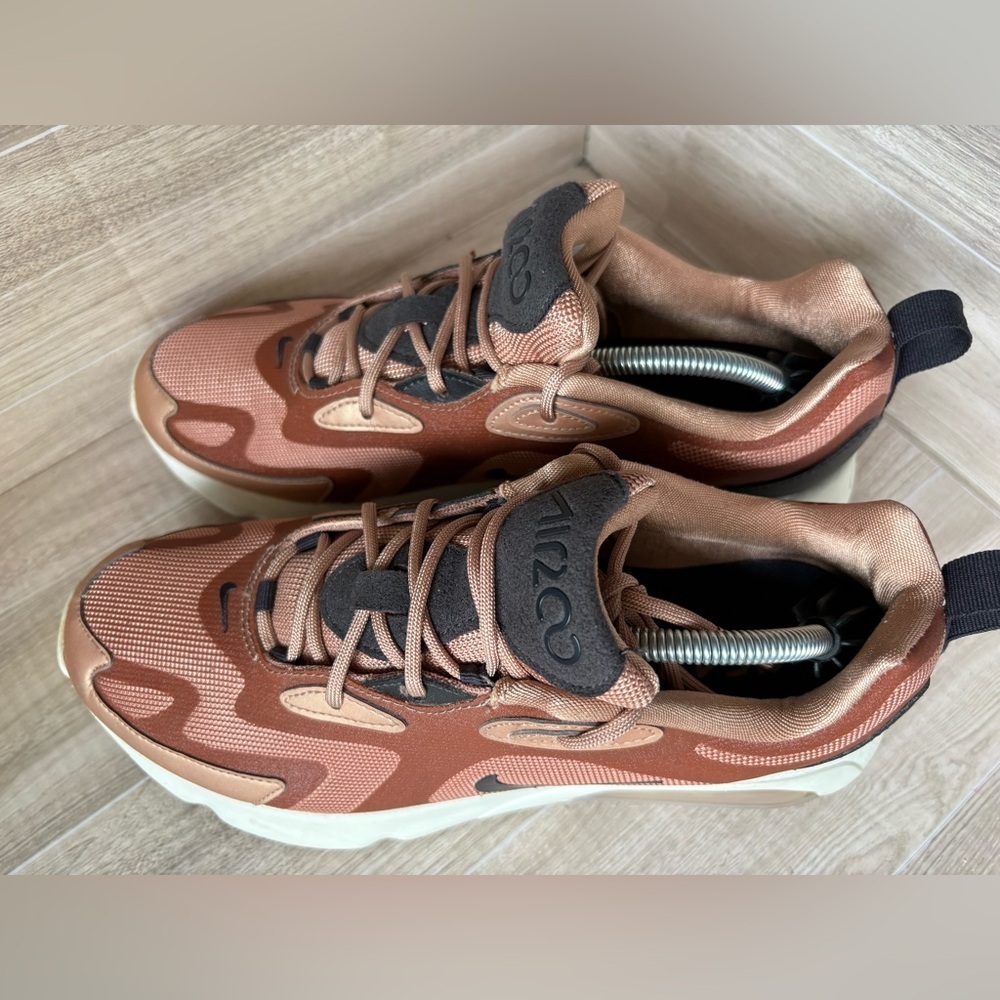 Nike Air Max 200 Metallic Red Bronze Sneaker CT1185-900 Women’s Shoe Size 9 - Picture 10 of 13